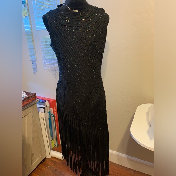 Hong Ni black sequined fringed cocktail dress, v-neck. New w/tags. Beautiful. - Picture 8 of 14